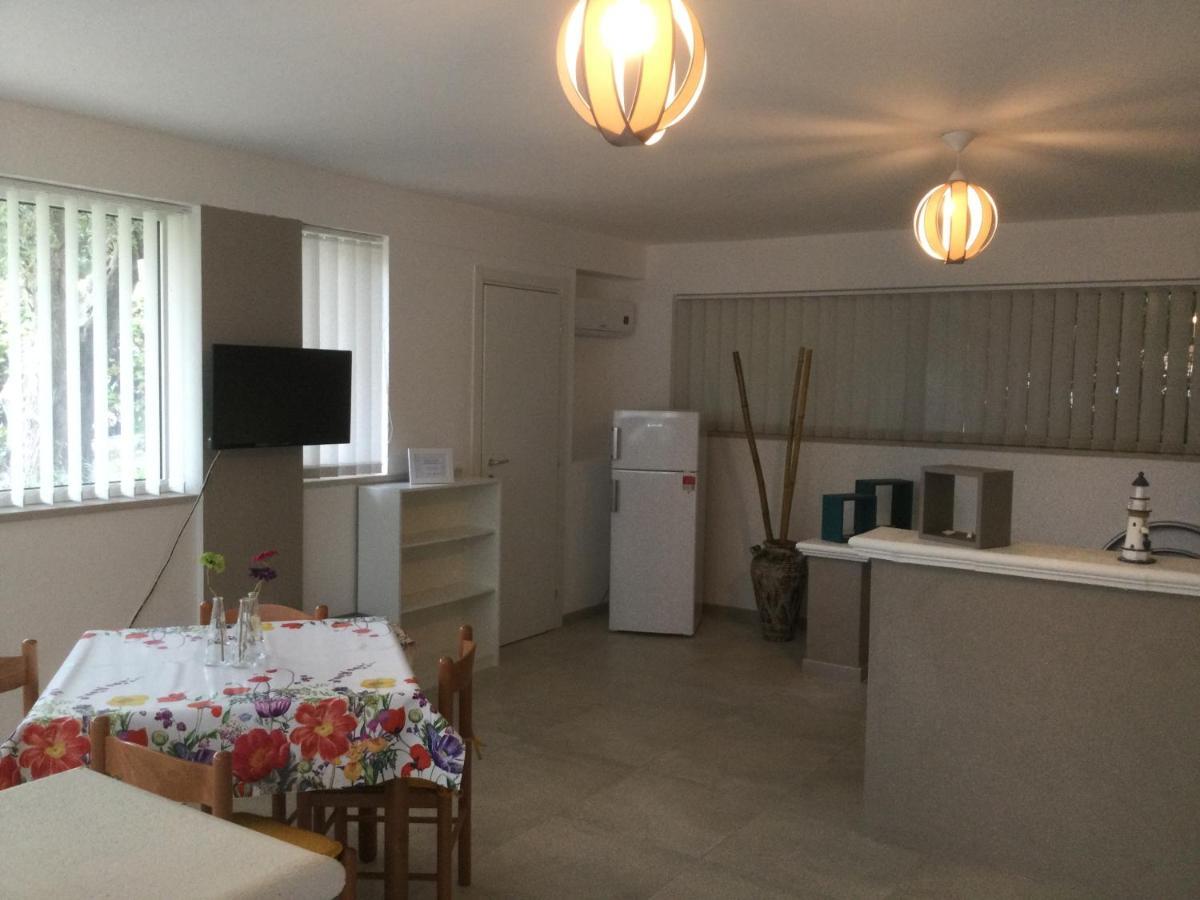 Residence I Faraglioni Матината Екстериор снимка