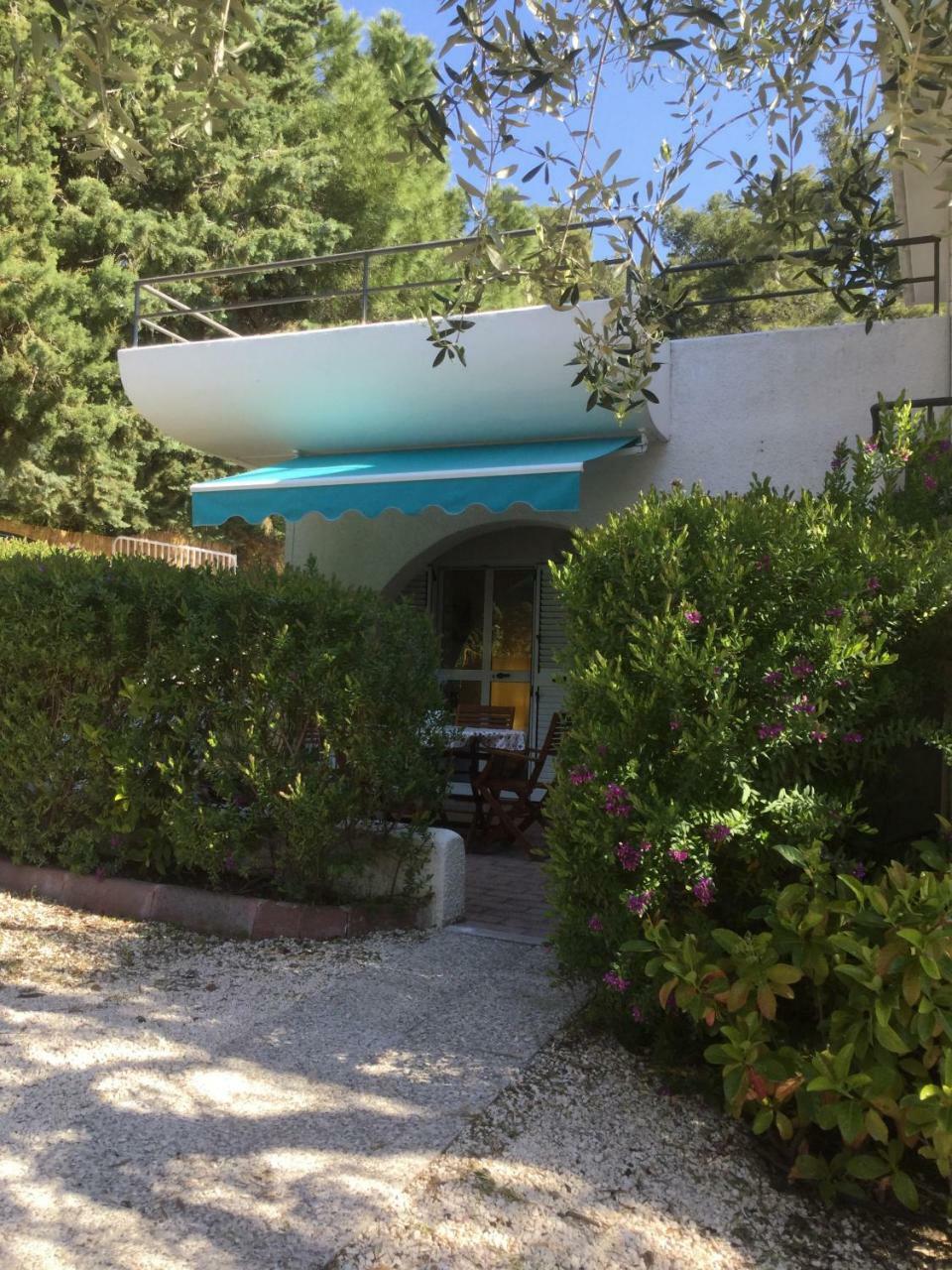 Residence I Faraglioni Матината Екстериор снимка
